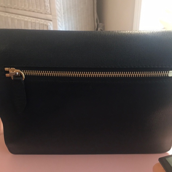 Burberry Crossbody in Giant House Check - Picture 4 of 8